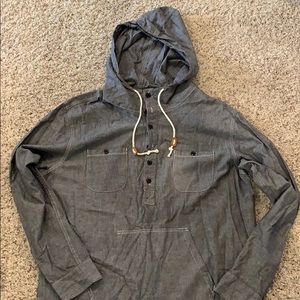 Half button hooded shirt
